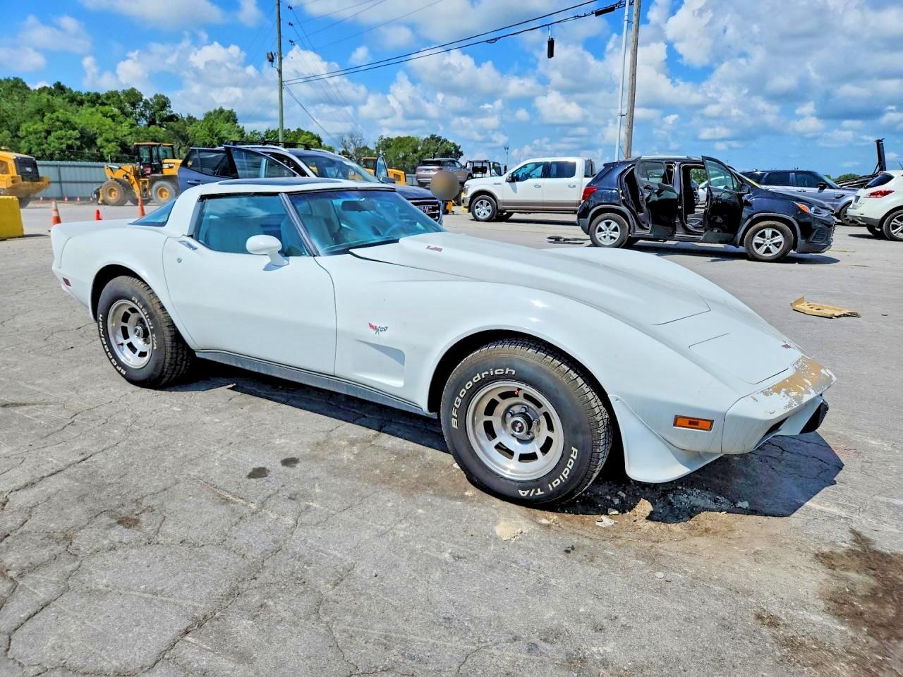 1979 Chevrolet Corvette - Фото 4