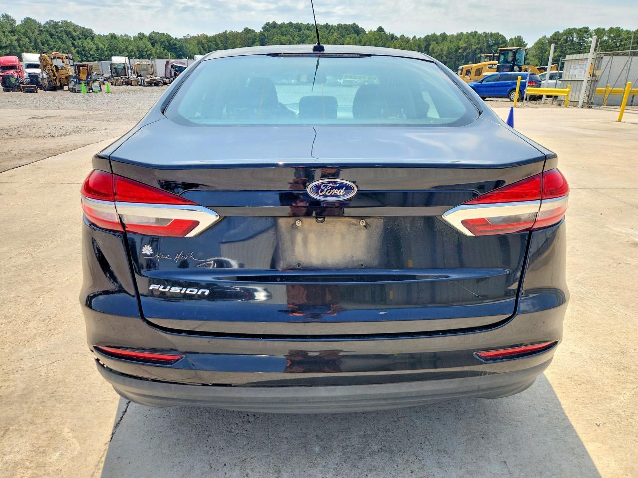 2019 Ford Fusion S - Фото 6
