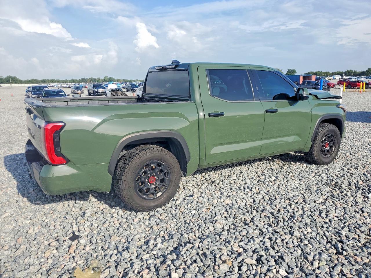 2022 Toyota Tundra Crewmax Limited - Image 3