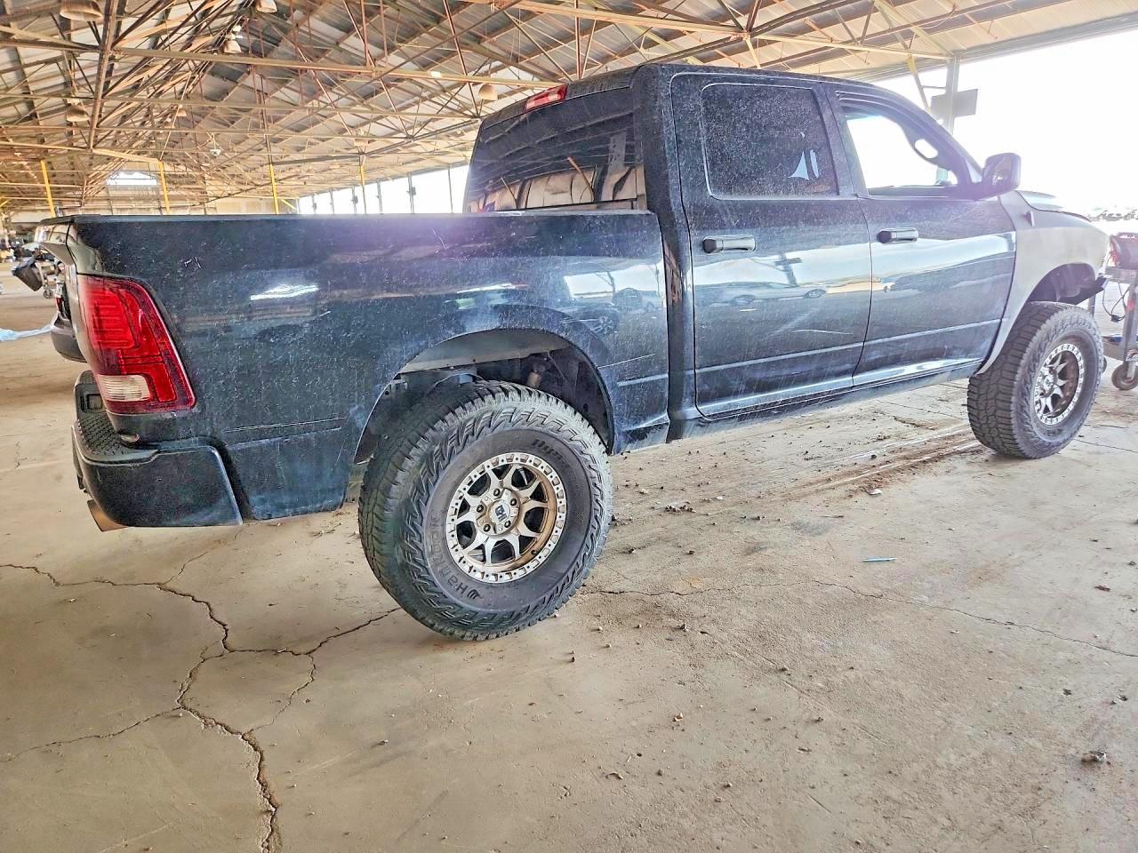 2015 Ram 1500 St - Фото 3