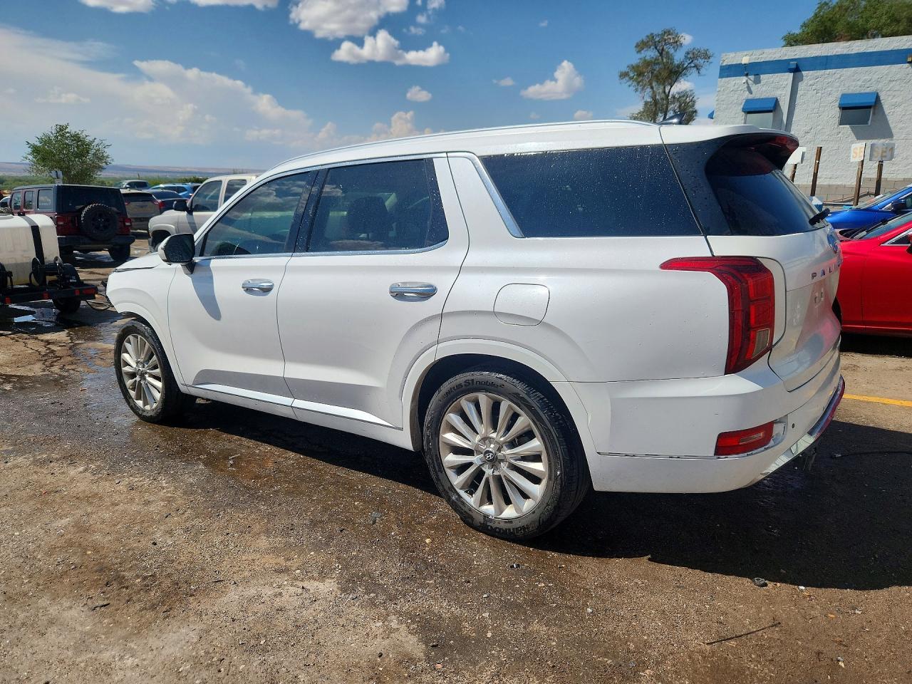 2020 Hyundai Palisade Limited - Image 2