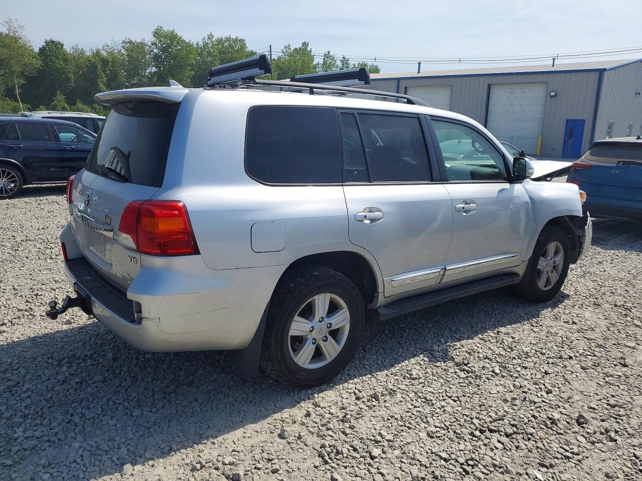 2014 Toyota Land Cruiser Base - Фото 3