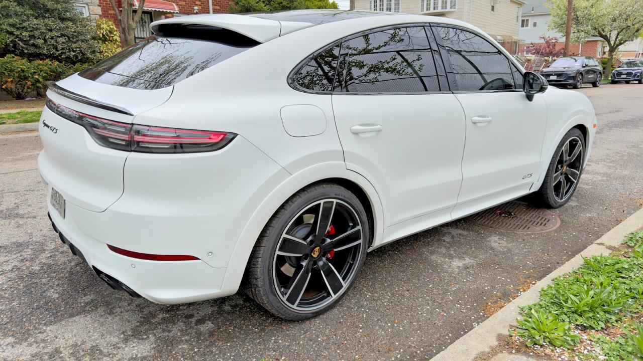 2022 Porsche Cayenne Gts Coupe - Фото 4