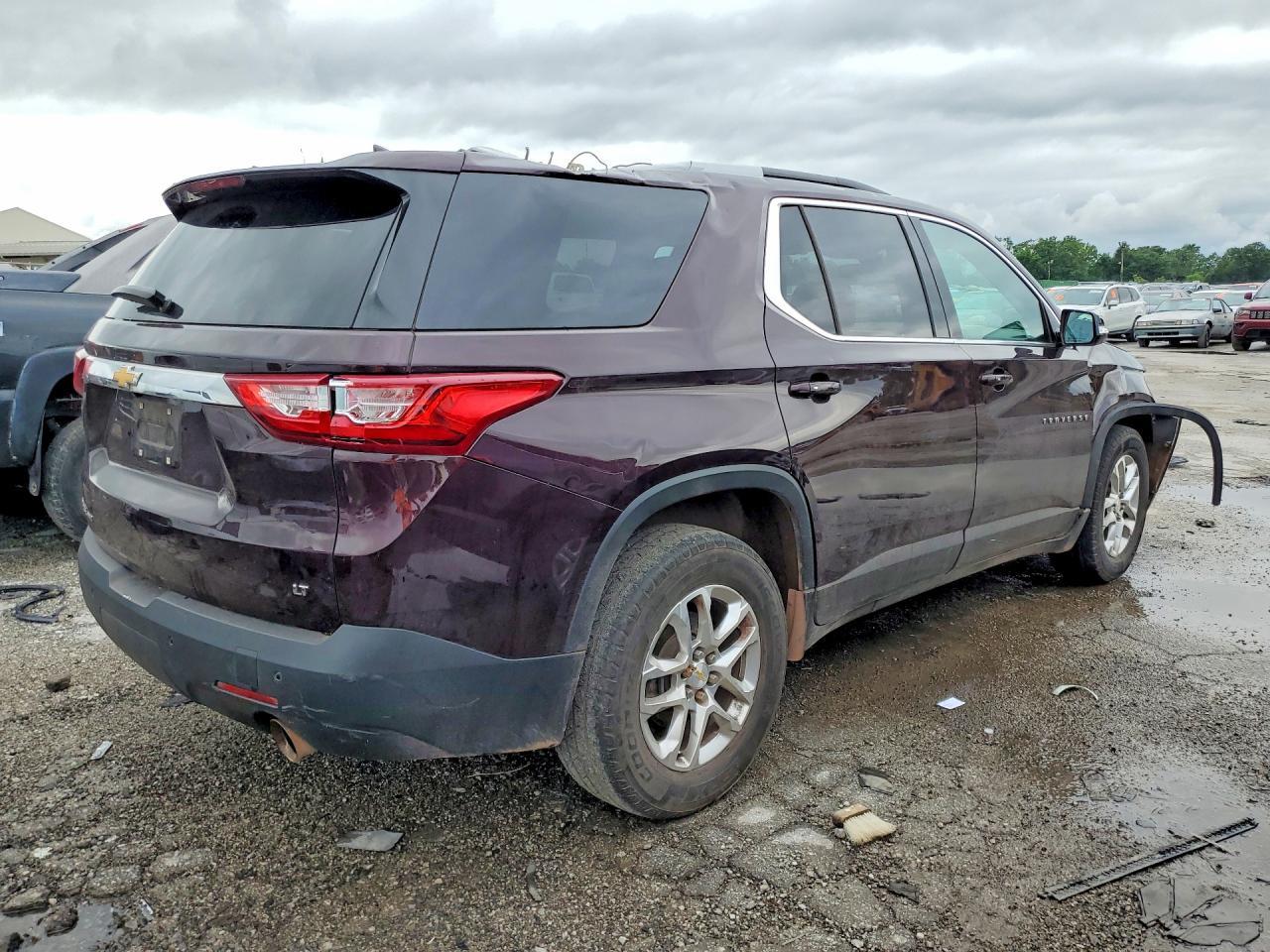 2018 Chevrolet Traverse Lt - Фото 3