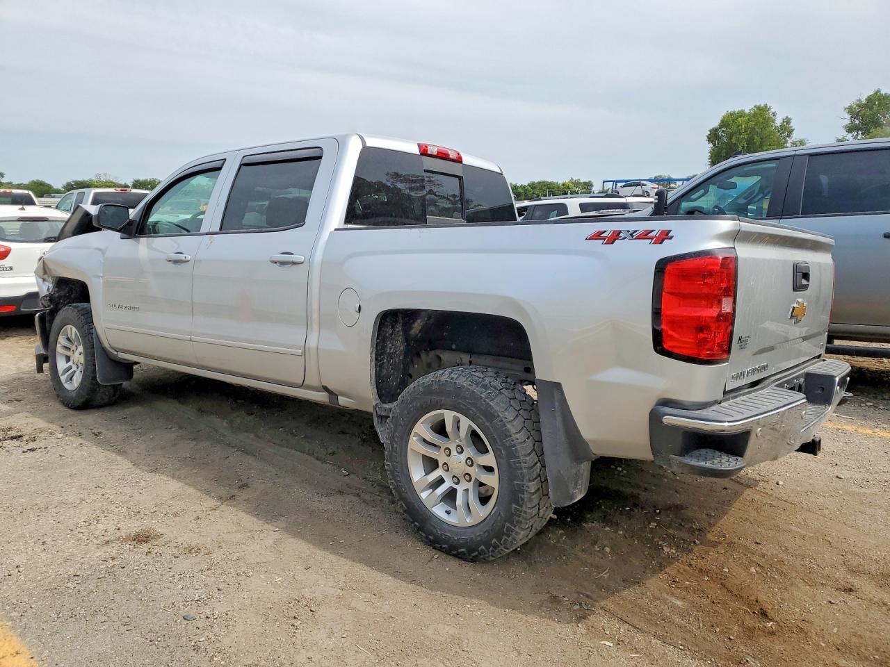 2018 Chevrolet Silverado K1500 Lt - Фото 2