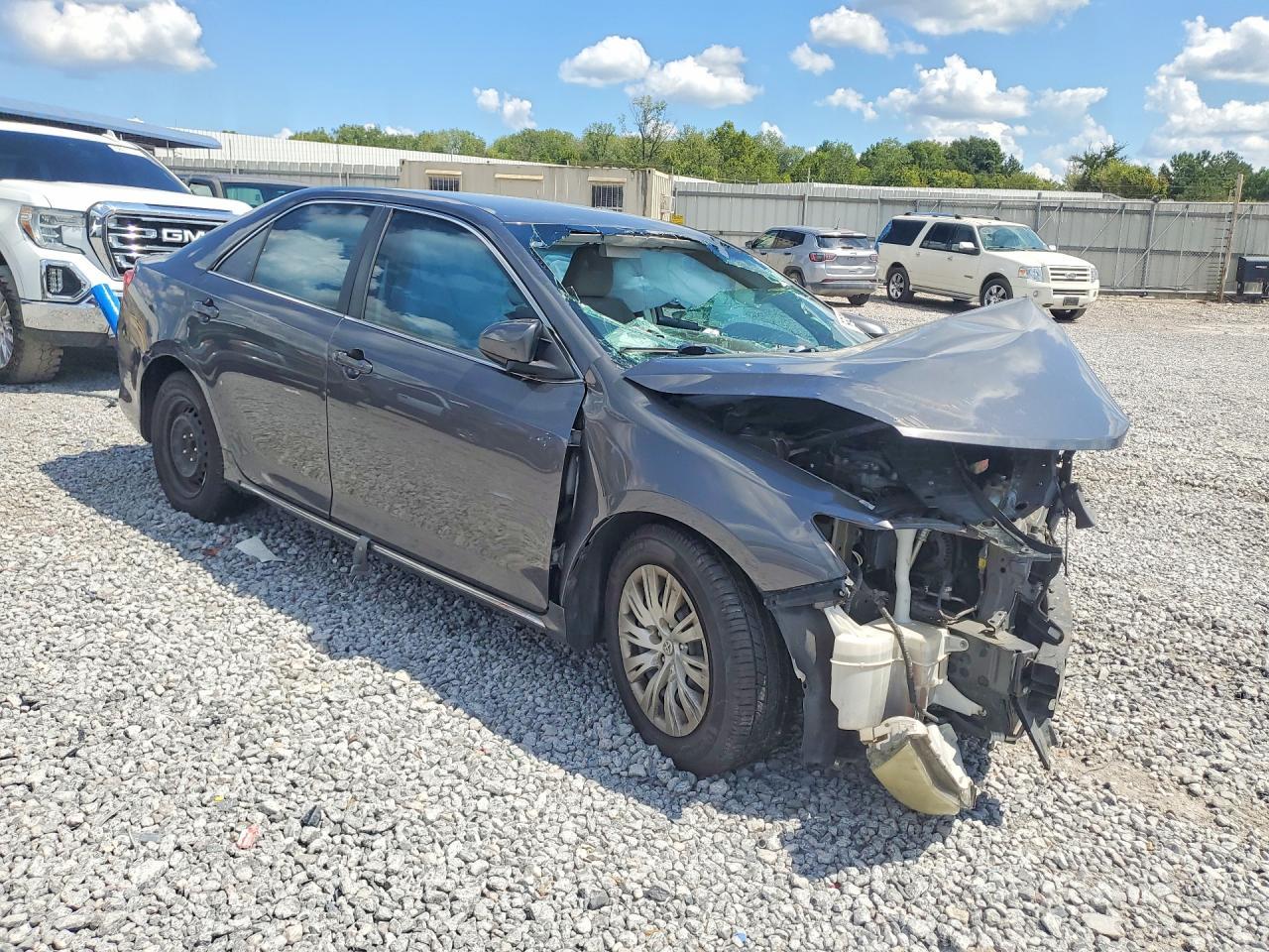 2012 Toyota Camry Le - Фото 4
