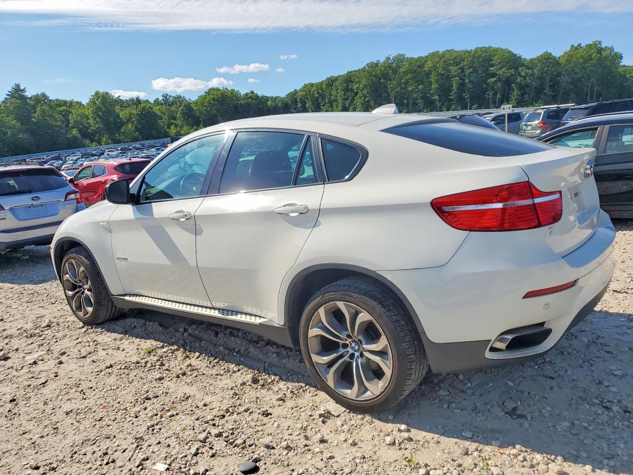 2012 BMW X6 xDrive50I - Image 2