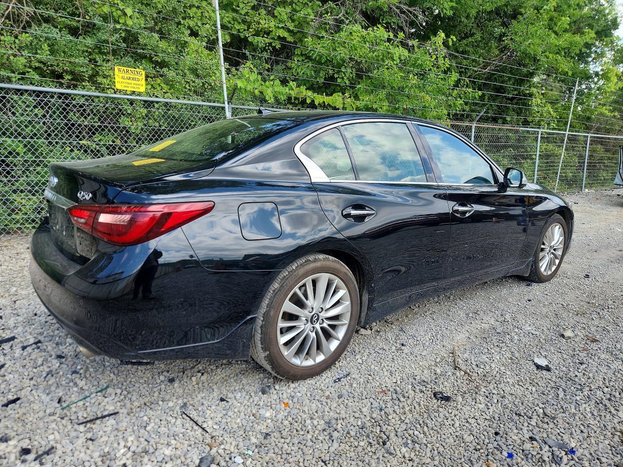 2021 Infiniti Q50 Luxe - Фото 3