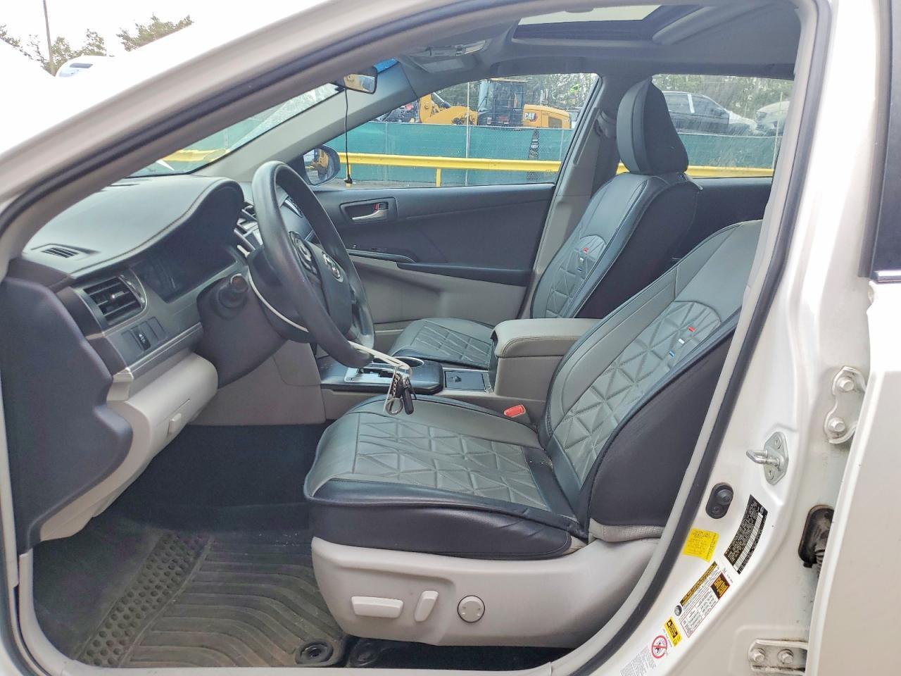 2012 Toyota Camry Le - Фото 7