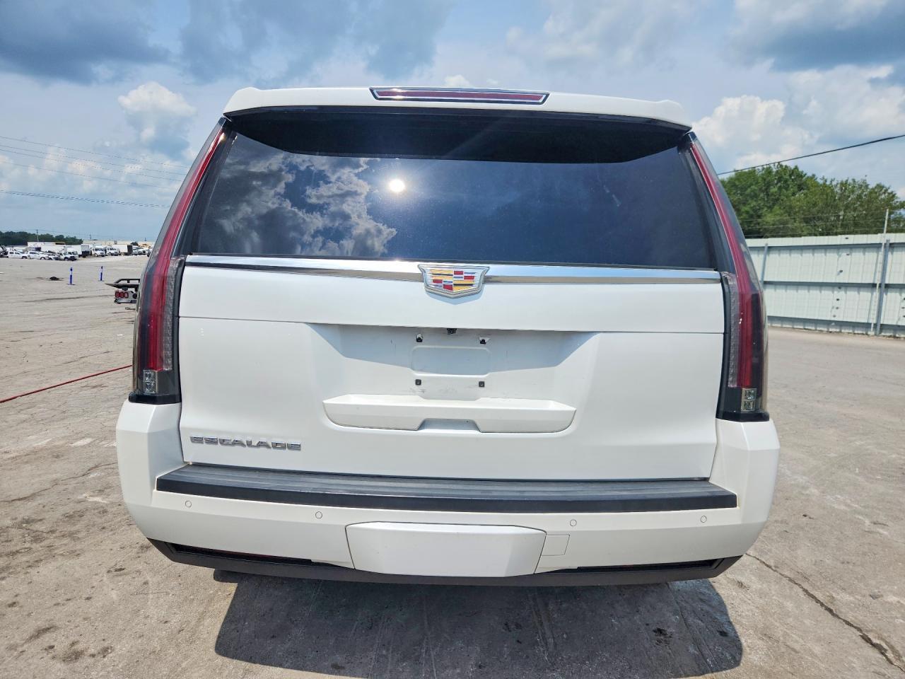 2016 Cadillac Escalade Luxury - Фото 6