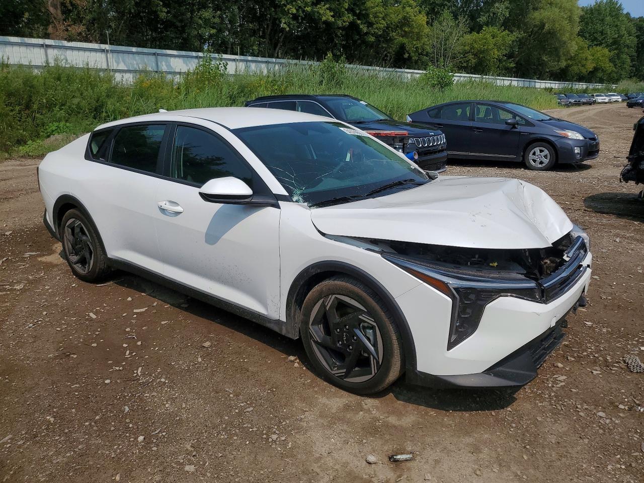 2025 Kia K4 Ex - Фото 4