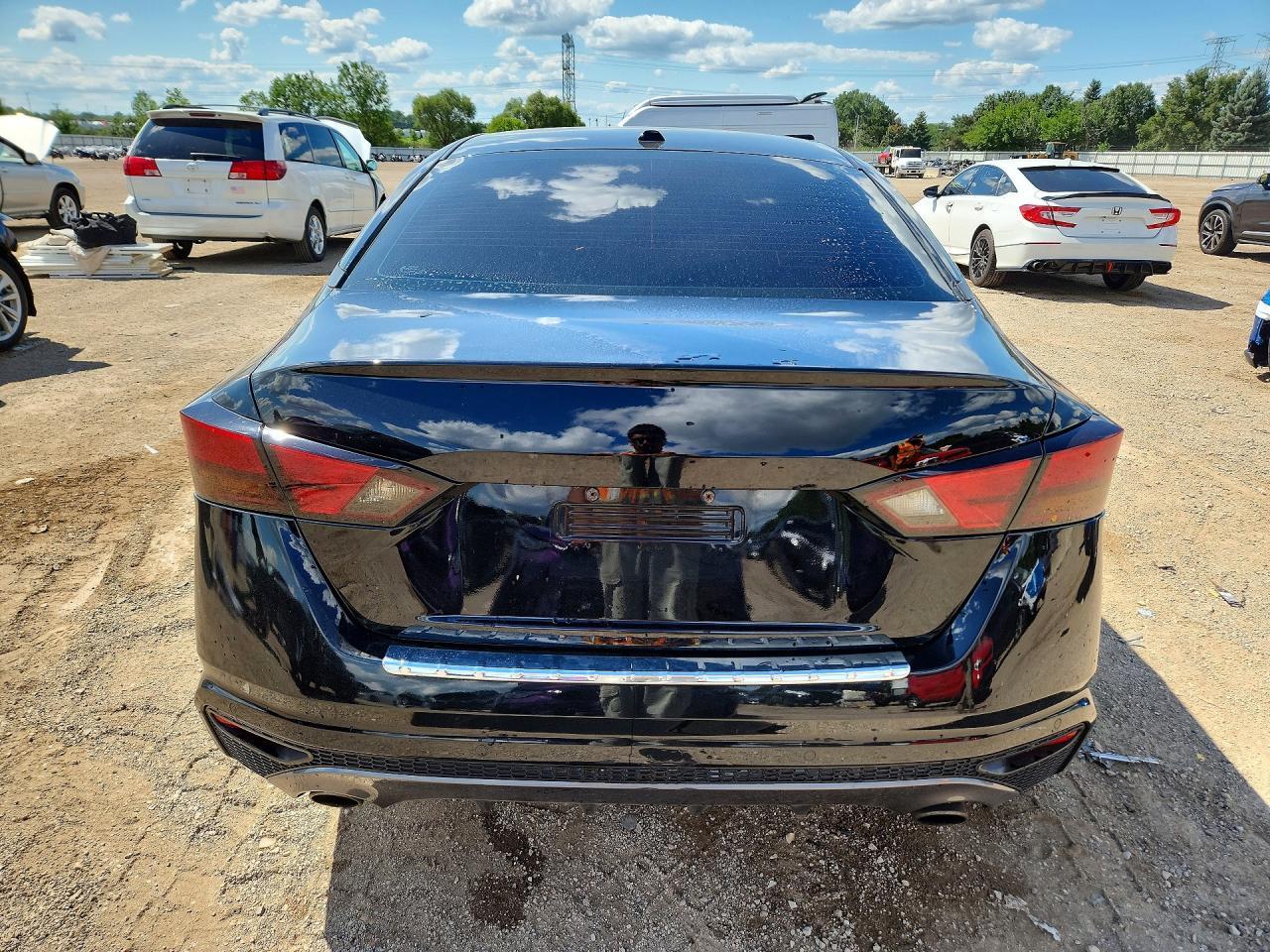 2021 Nissan Altima Sr - Фото 6