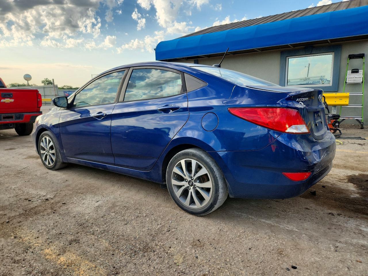 2016 Hyundai Accent Se - Фото 2