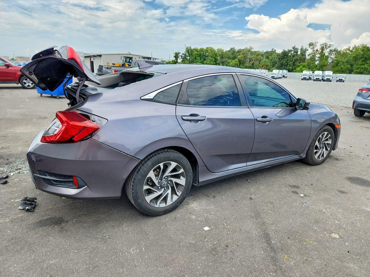 2018 Honda Civic Ex - Image 3