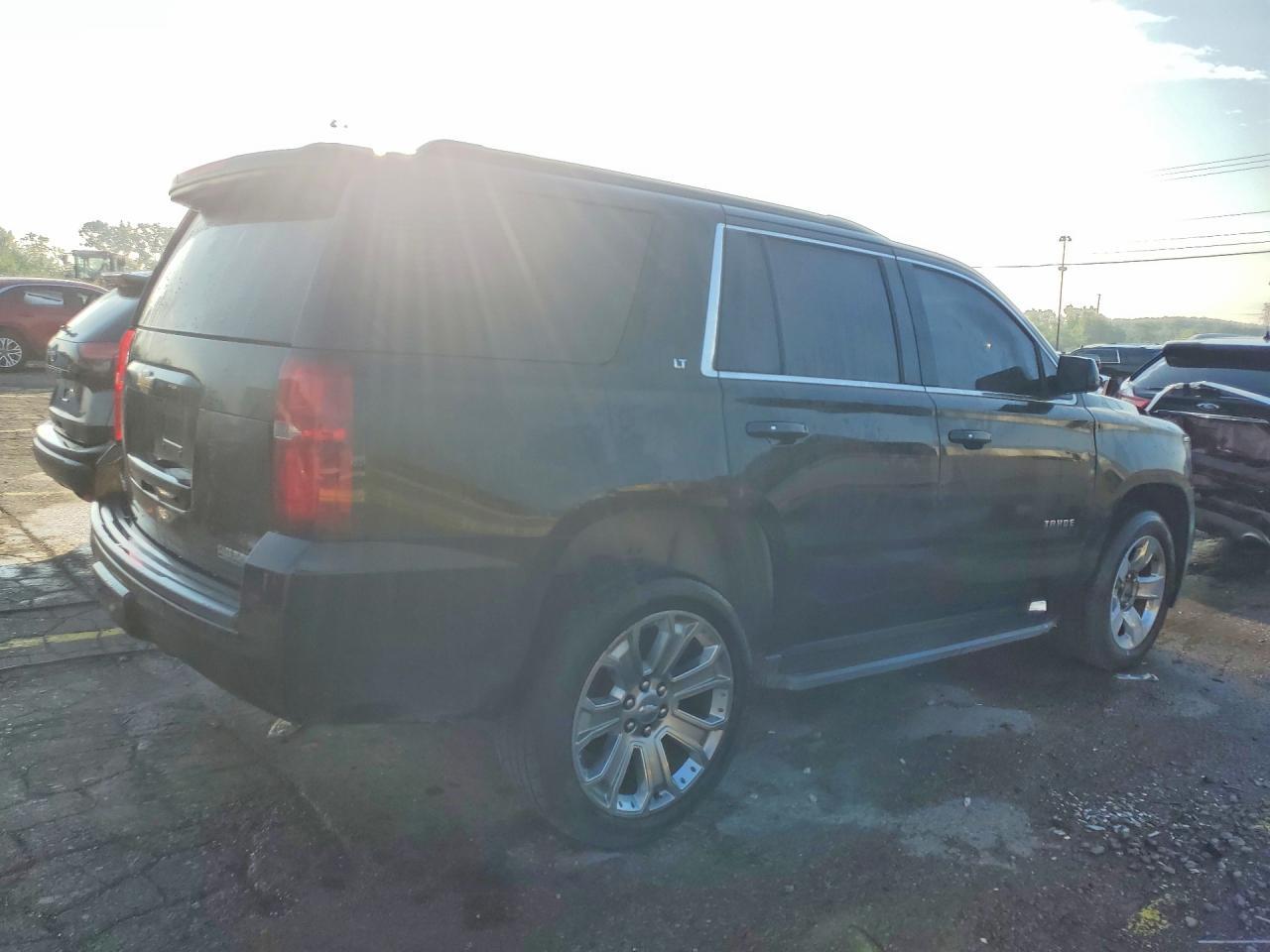 2017 Chevrolet Tahoe C1500 Lt - Фото 3