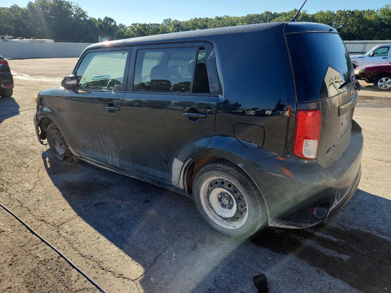 2014 Scion Xb Base - Image 2