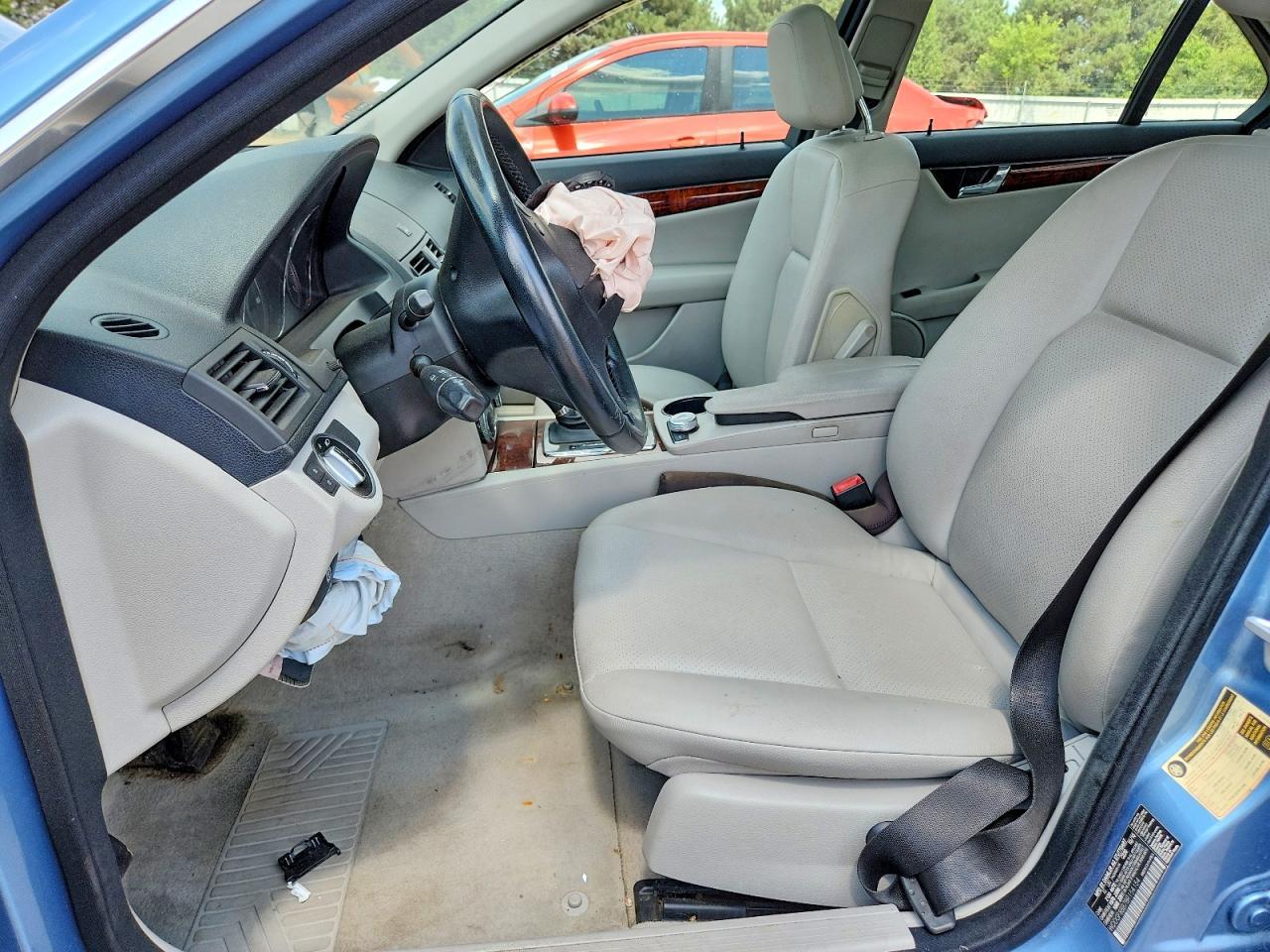 2011 Mercedes-Benz C 300 4Matic - Image 7