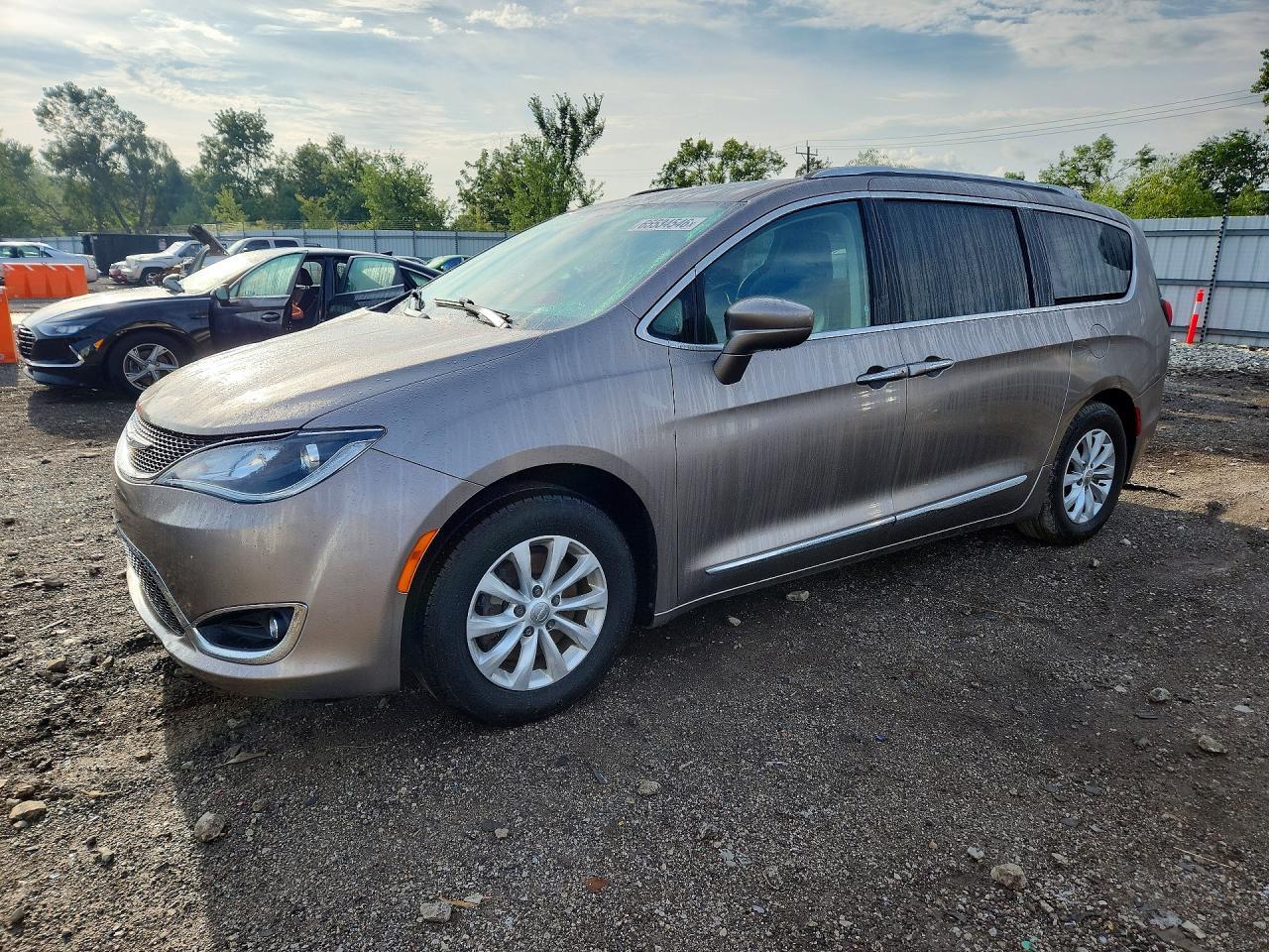 2018 Chrysler Pacifica Touring L Plus