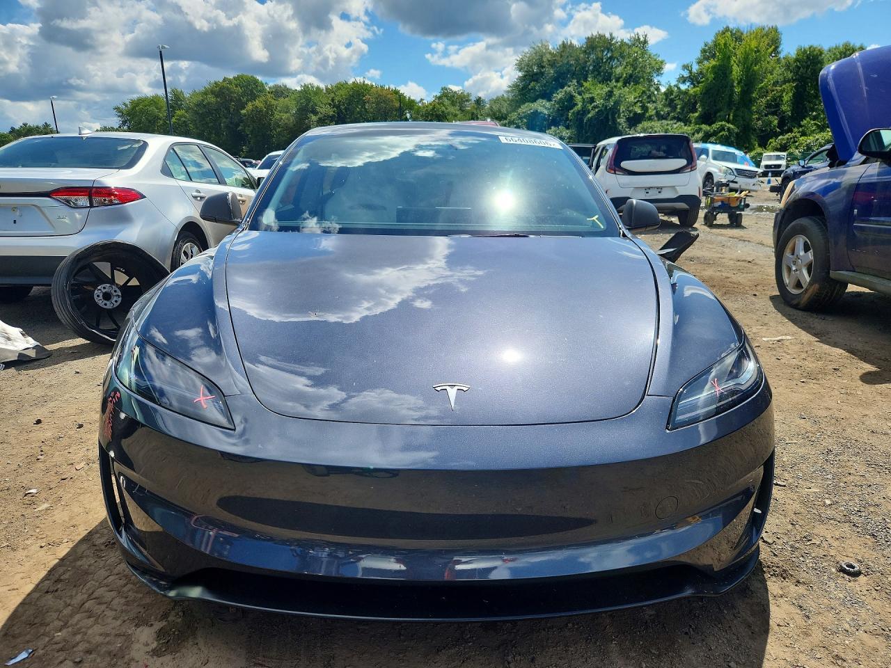 2024 Tesla Model 3 - Image 5