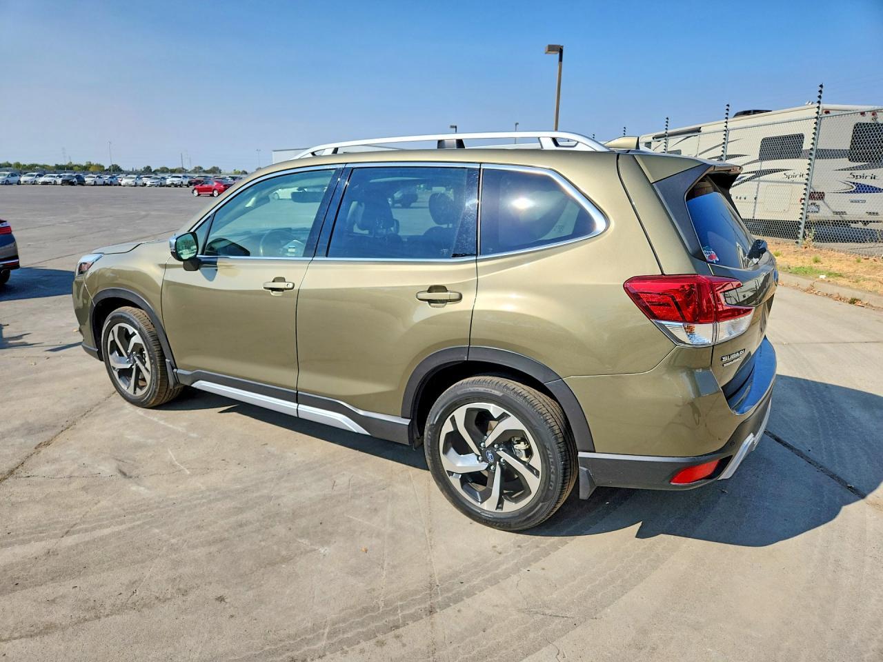 2023 Subaru Forester Touring - Фото 2