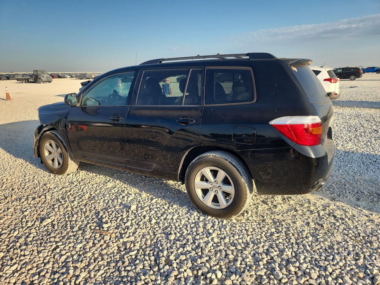 2010 Toyota Highlander Base - Фото 2