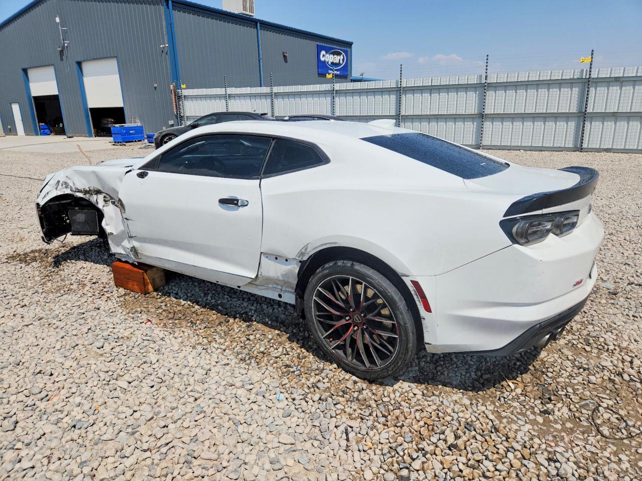 2023 Chevrolet Camaro Lt1 - Фото 2