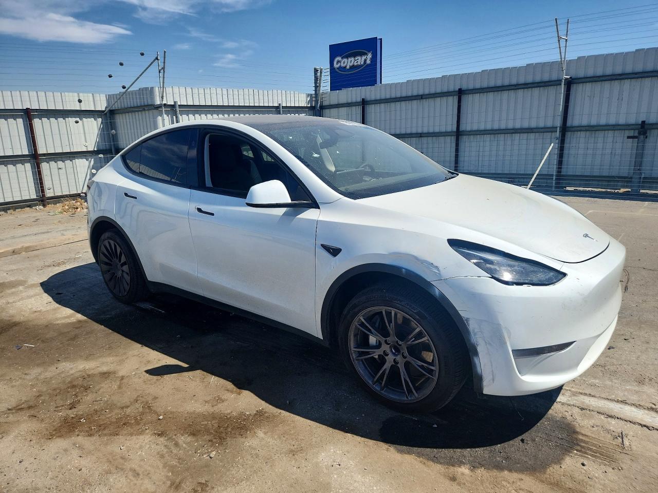 2024 Tesla Model Y - Фото 4