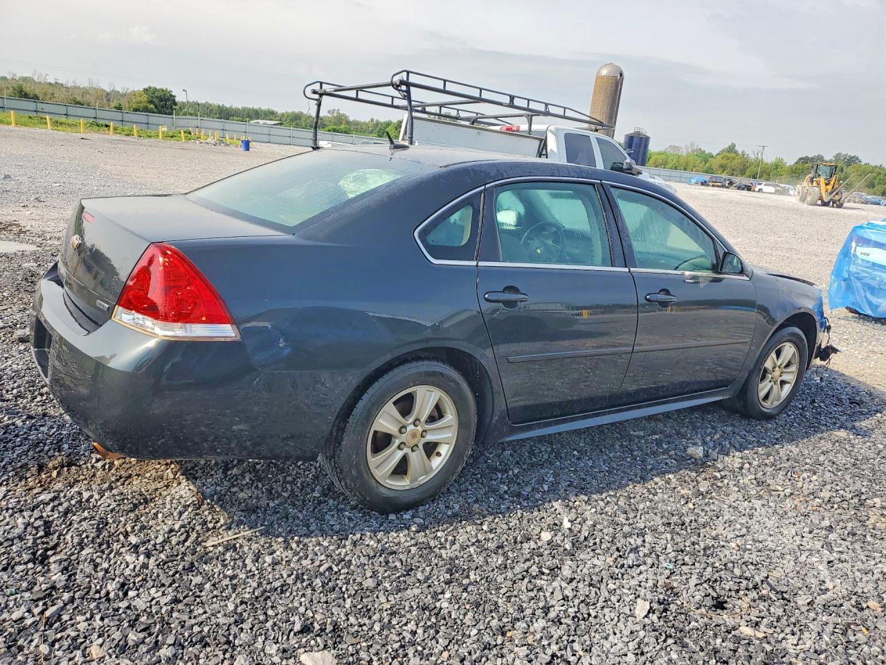 2015 Chevrolet Impala Limited Ls - Фото 3