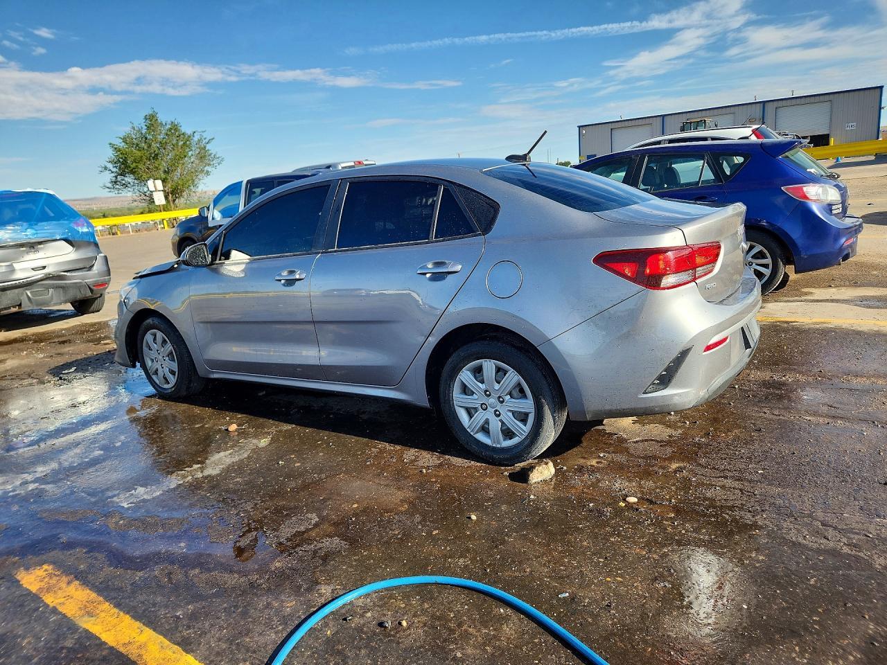 2022 Kia Rio S - Фото 2