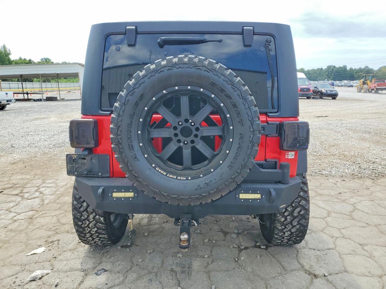 2015 Jeep Wrangler Unlimited Sport - Фото 6