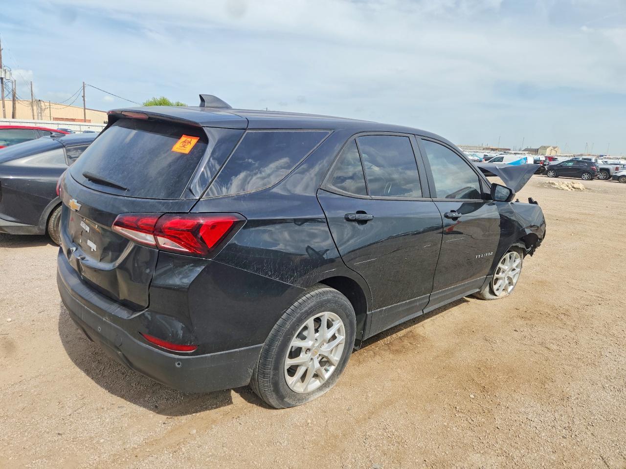 2024 Chevrolet Equinox Ls - Фото 3