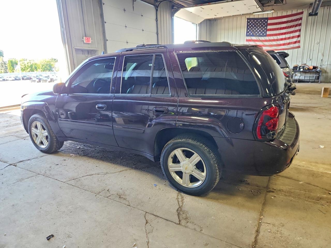 2008 Chevrolet Trailblazer Ls - Image 2