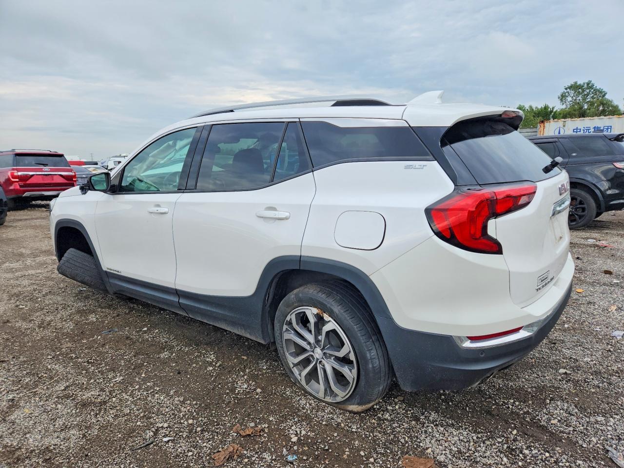 2020 GMC Terrain Slt - Image 2