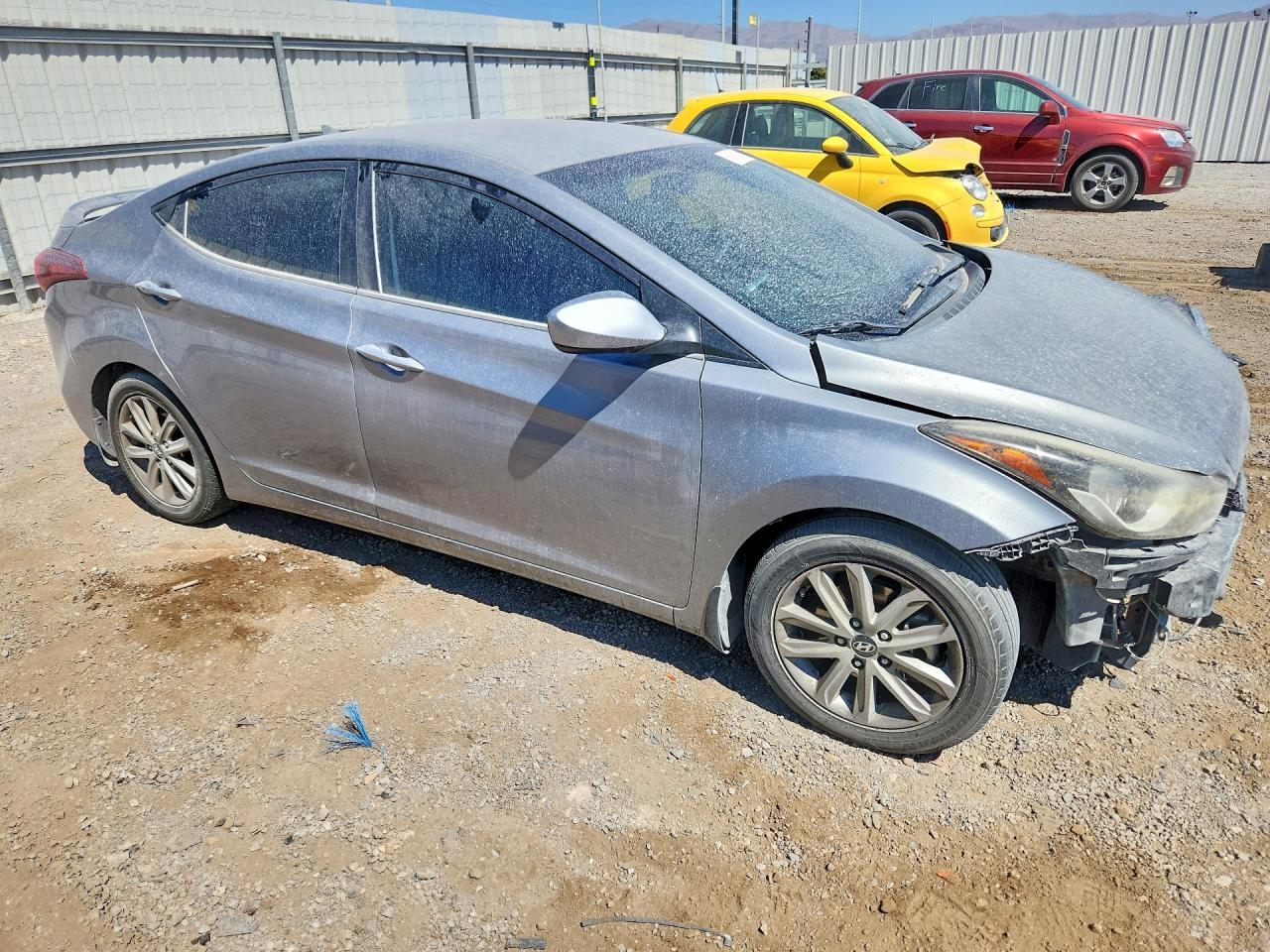2015 Hyundai Elantra Se - Image 4