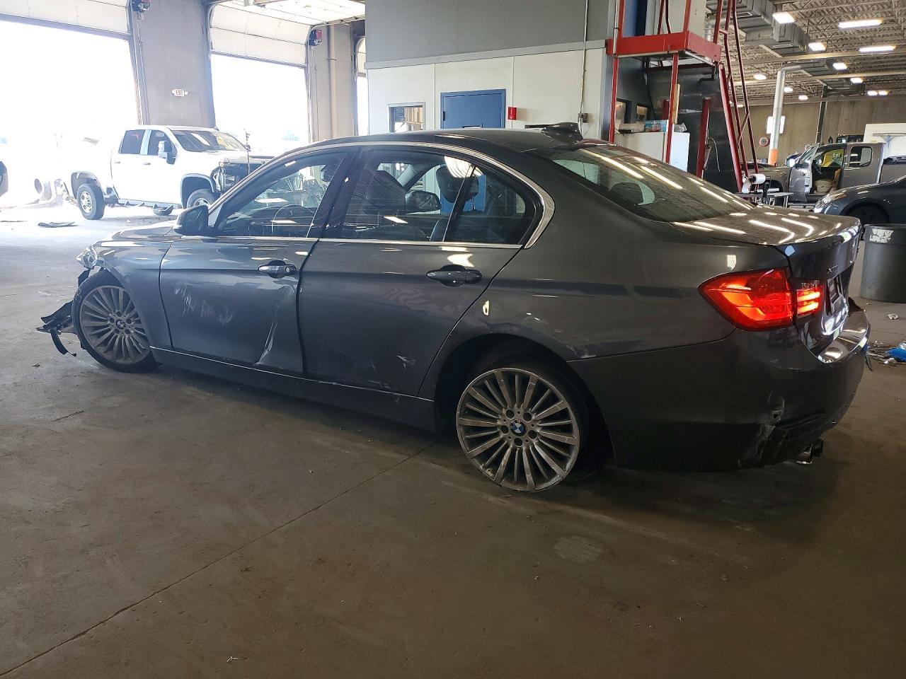 2015 BMW 328 Xi Sulev - Фото 2