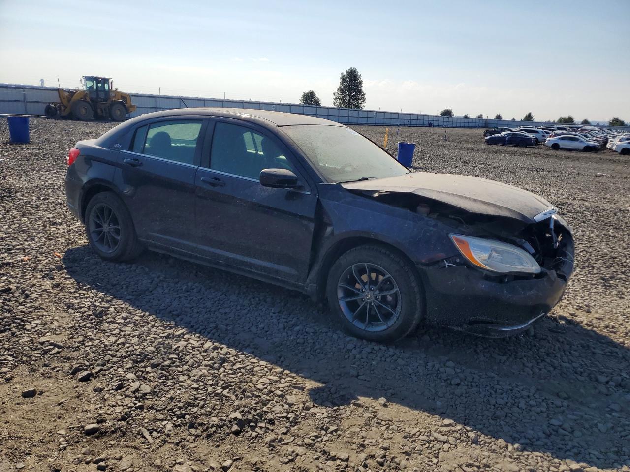 2011 Chrysler 200 Touring - Фото 4