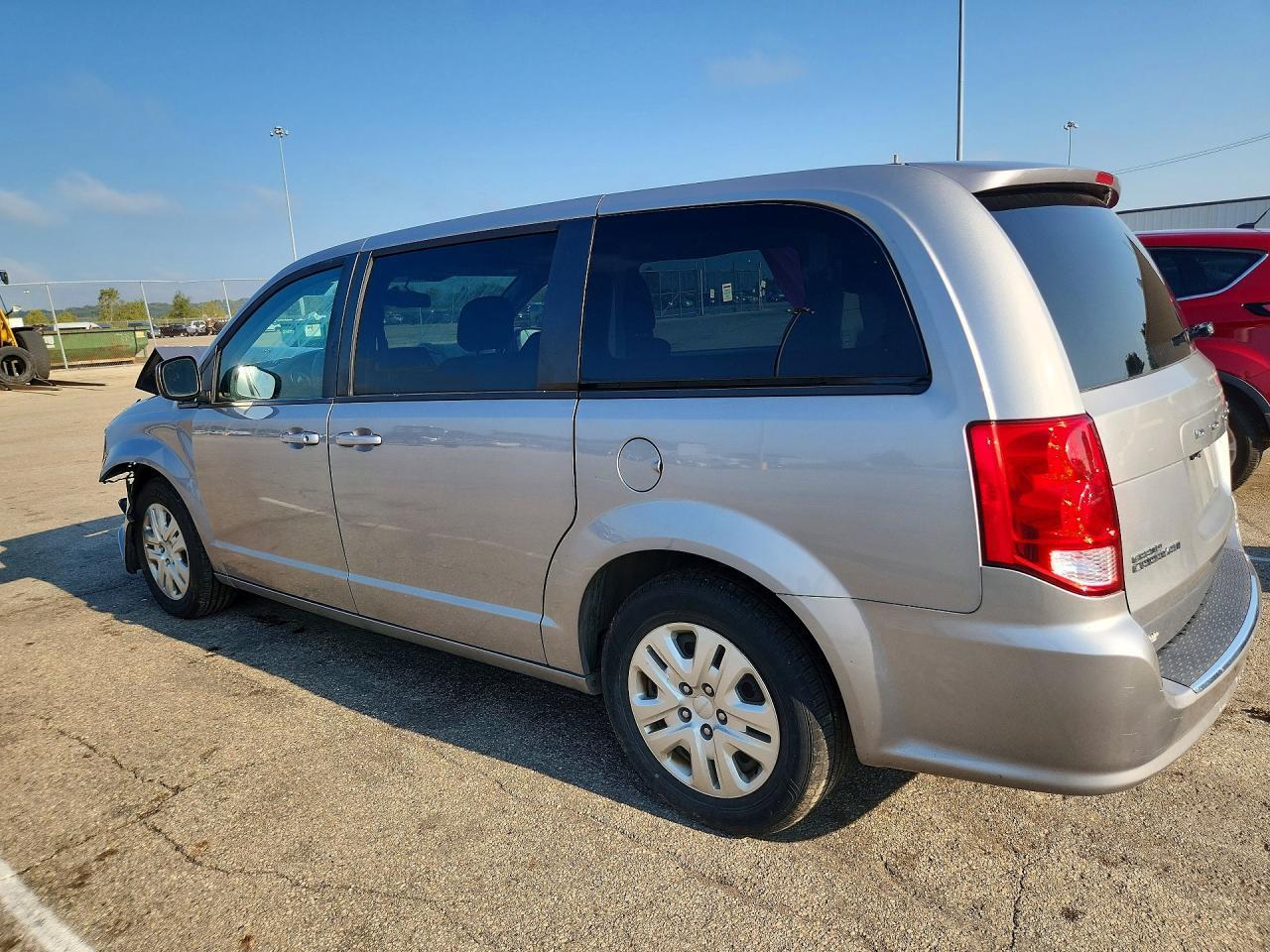 2018 Dodge Grand Caravan Se - Фото 2