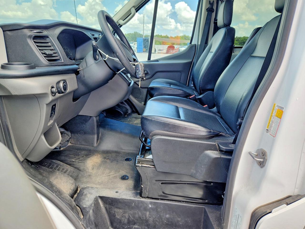 2024 Ford Transit T-250 Delivery Van - Image 7