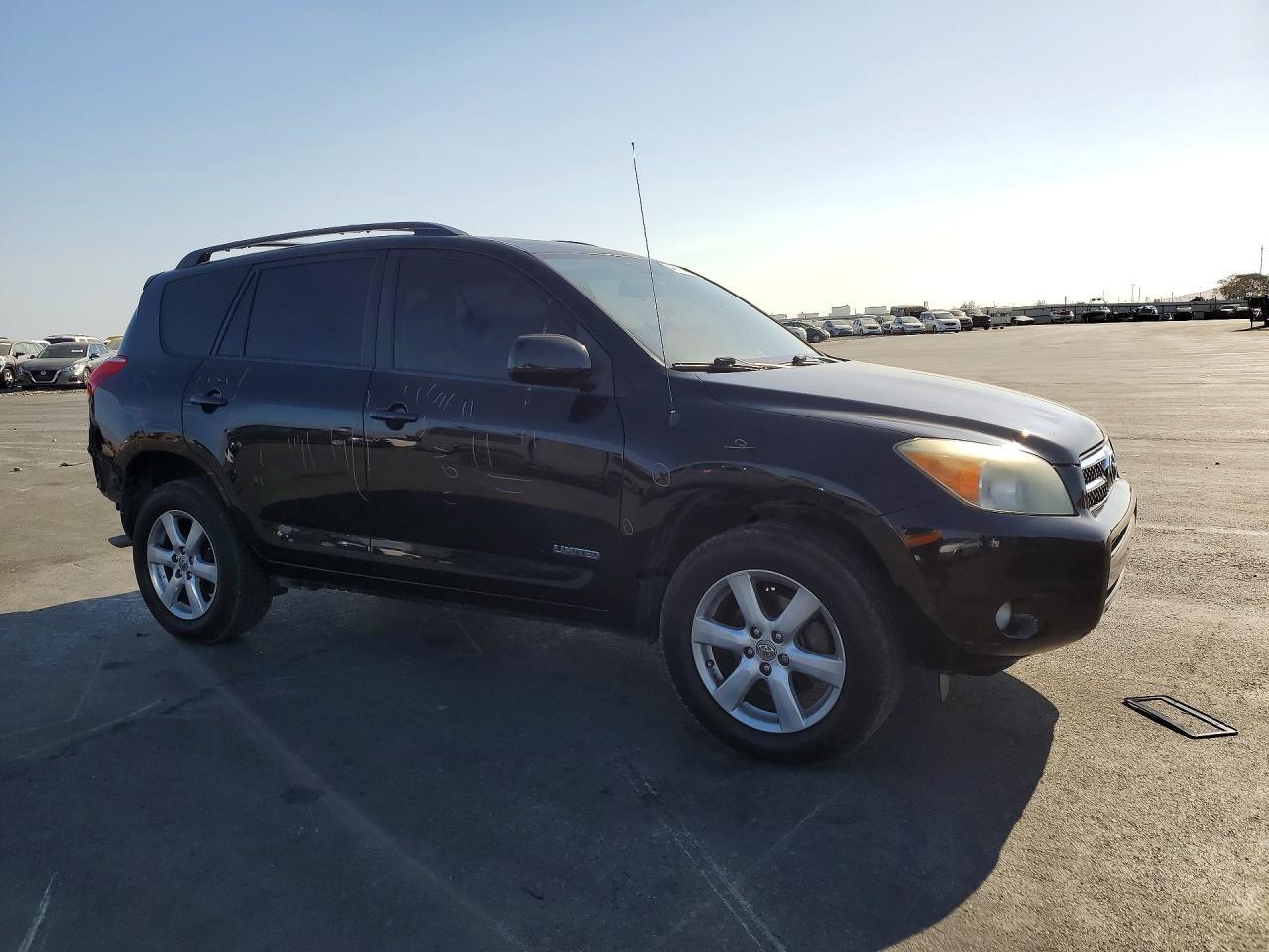 2007 Toyota Rav4 Limited - Image 4