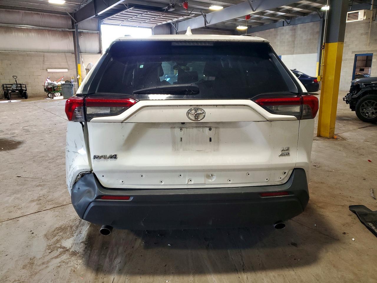 2019 Toyota Rav4 Le - Фото 6