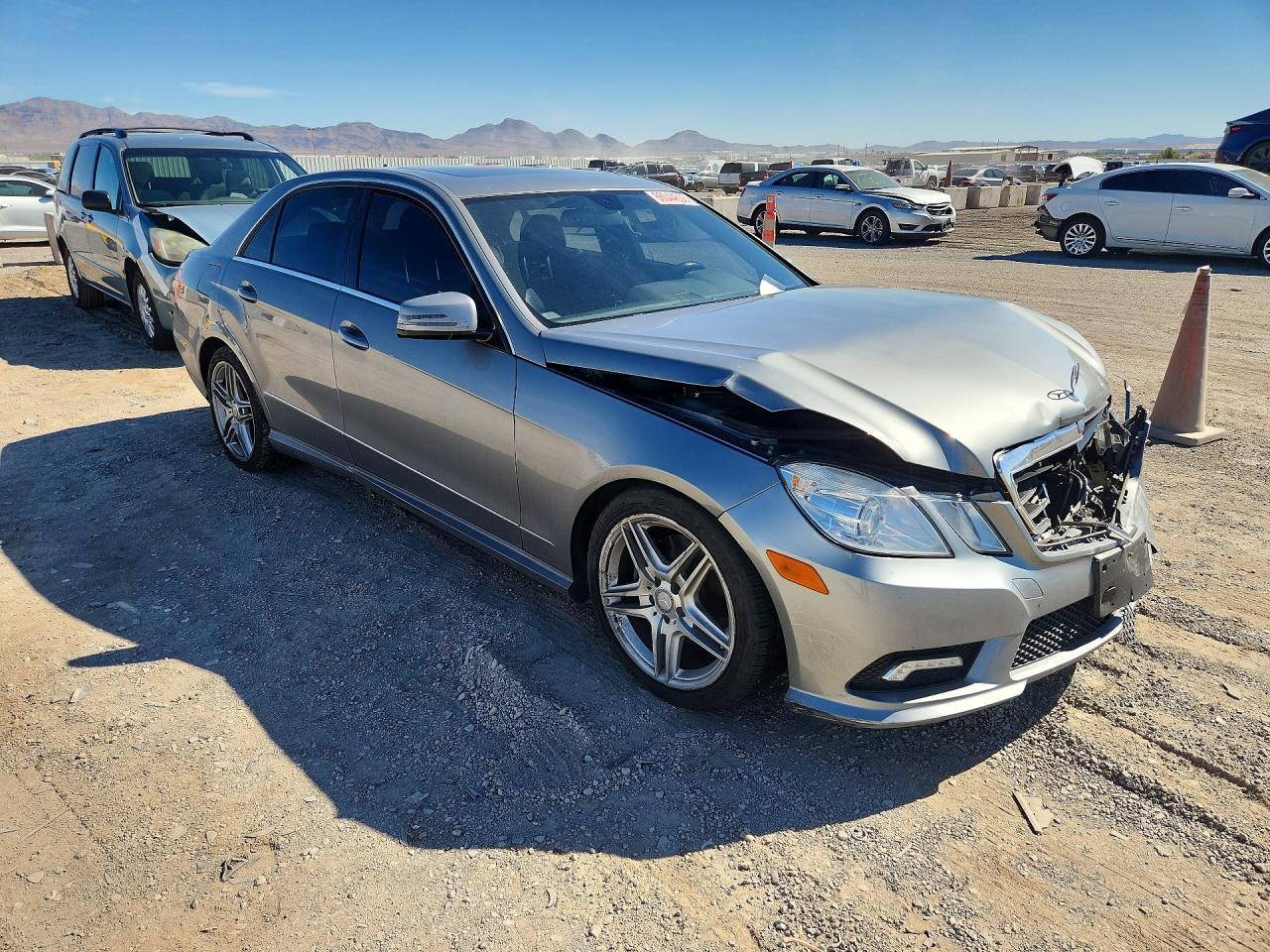 2011 Mercedes-Benz E 350 - Фото 4