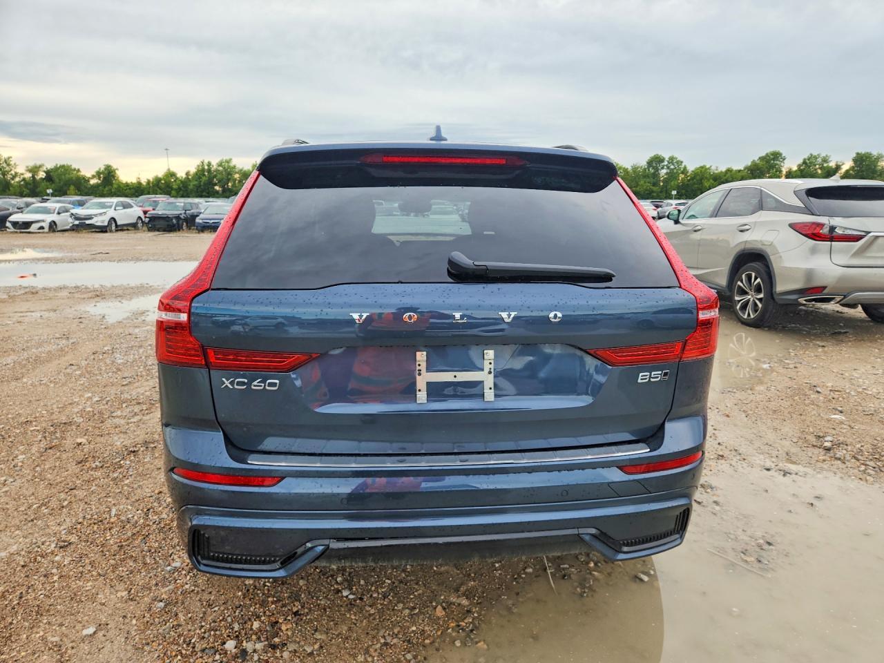 2025 Volvo Xc60 Plus - Фото 6