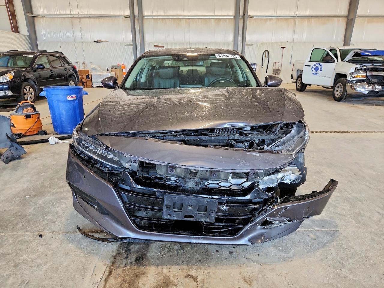 2018 Honda Accord Touring - Image 5