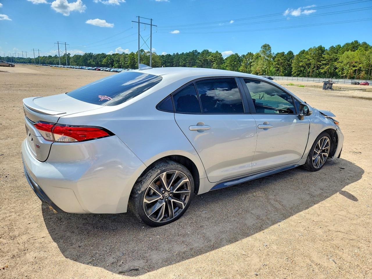 2022 Toyota Corolla Se - Image 3