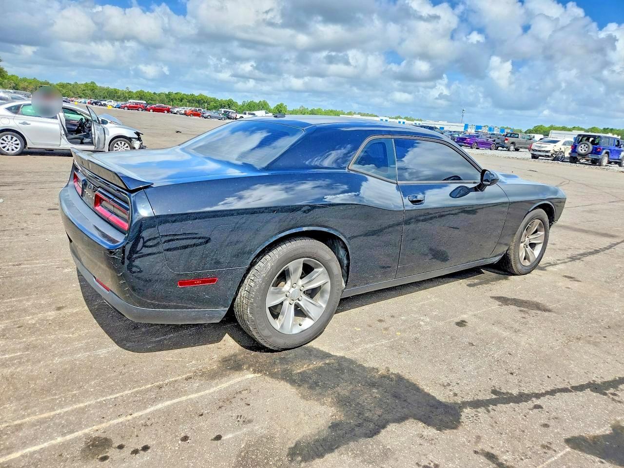 2019 Dodge Challenger Sxt - Фото 3