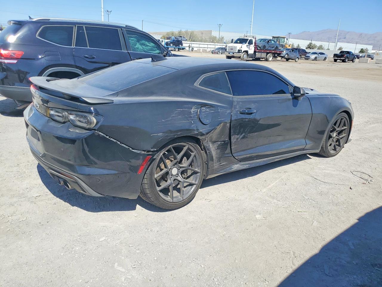 2019 Chevrolet Camaro Ss - Image 3