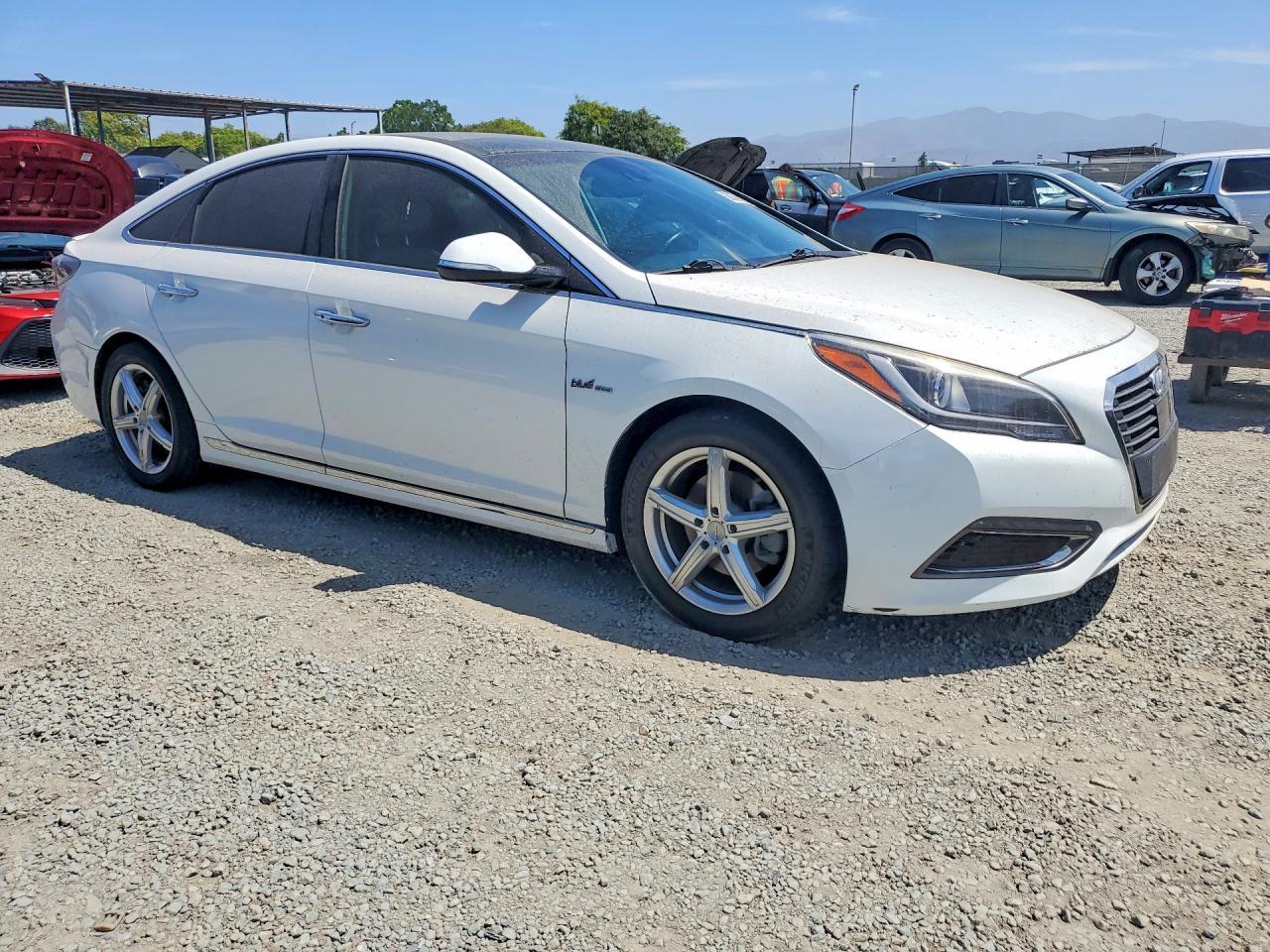 2017 Hyundai Sonata Hybrid Limited - Фото 4