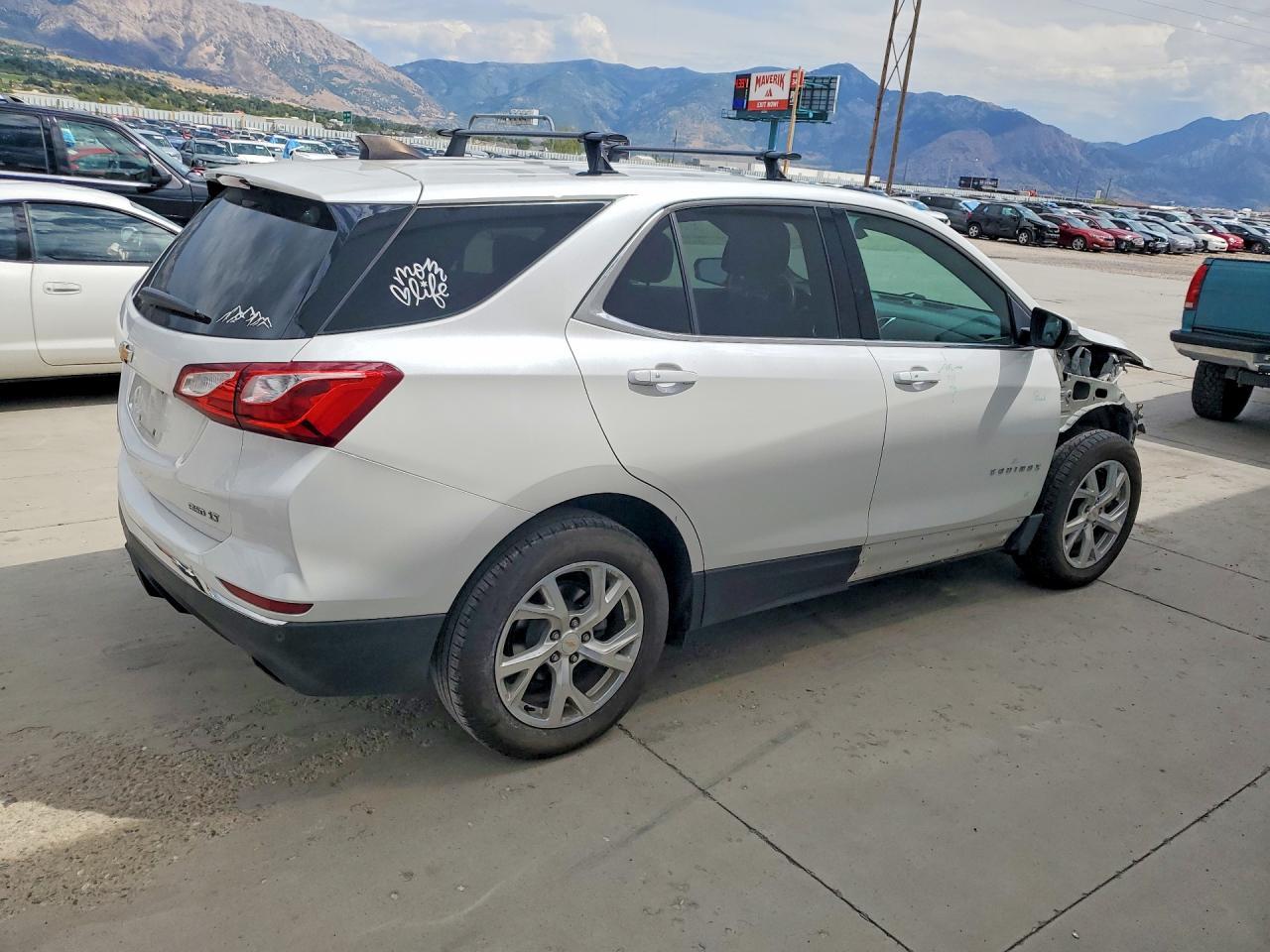 2018 Chevrolet Equinox Lt - Image 3