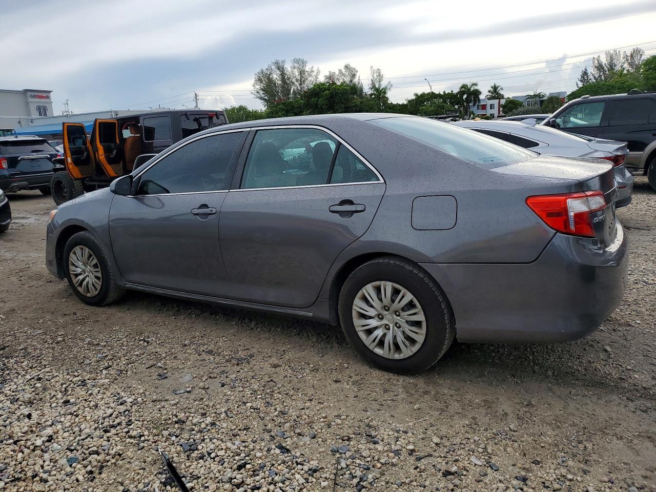 2012 Toyota Camry Le - Image 2