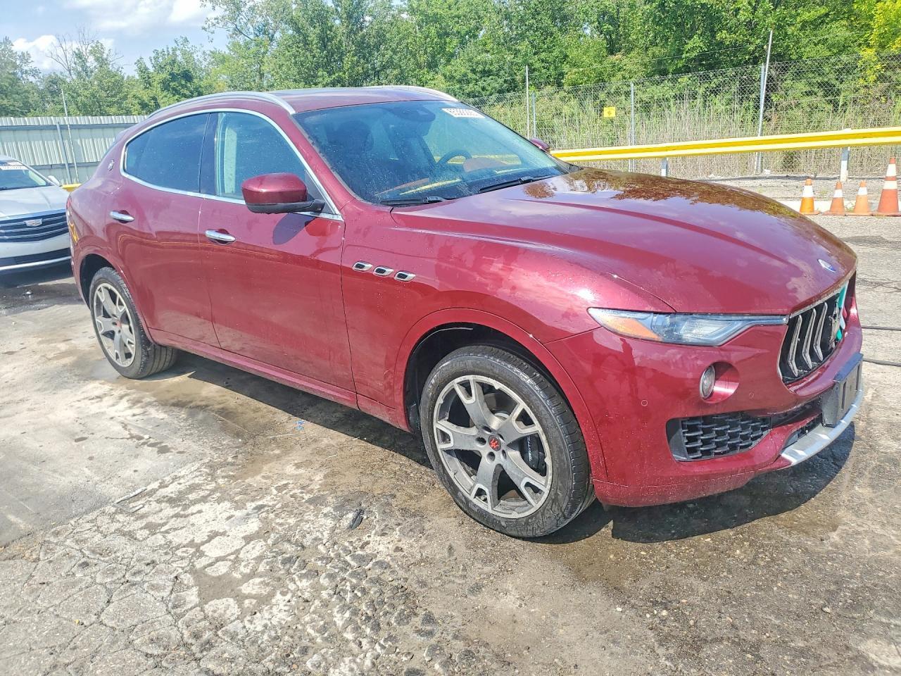2017 Maserati Levante Luxury - Фото 4